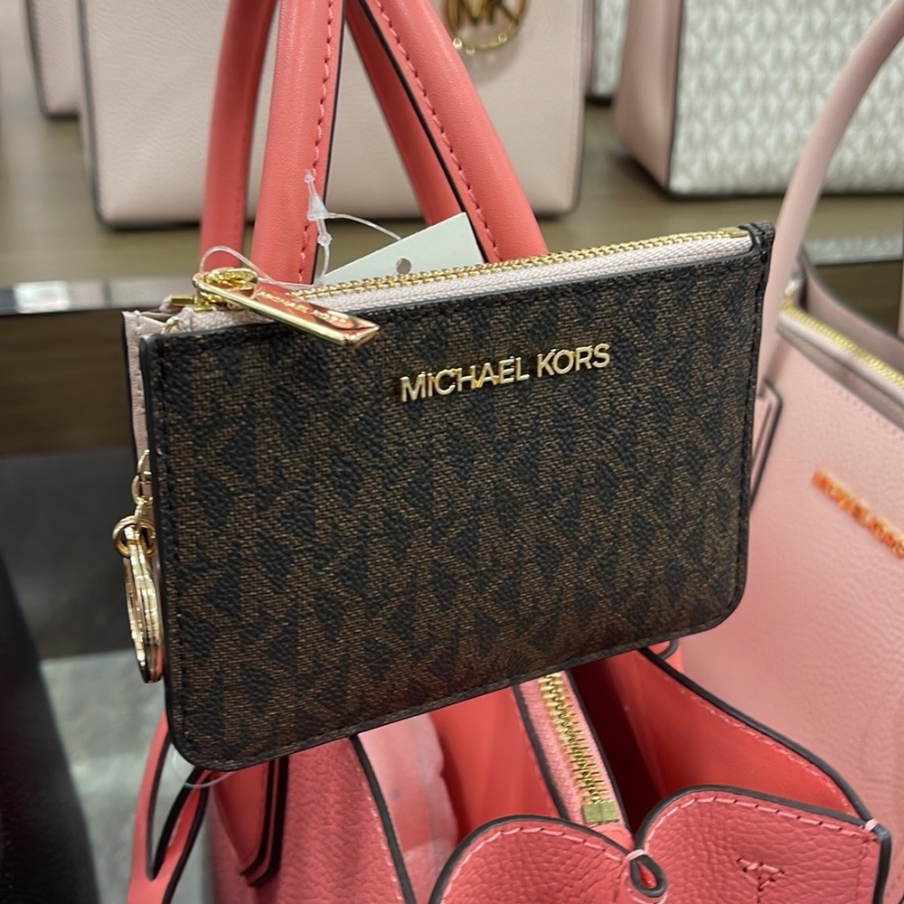 MICHAEL KORS SMALL TOP ZIP COINPOUCH With ID 
Powder Blush - Picture 16 of 16